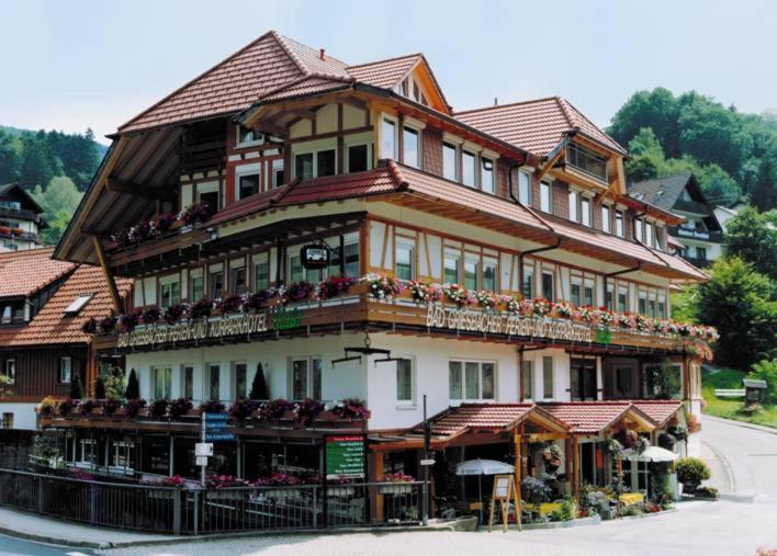 Kurparkhotel Faisst 바트 페테르스탈-그리스바흐 외부 사진